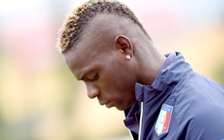 Balotelli bị trả về, trận Ý gặp Croatia đứng trước nguy cơ bị hoãn